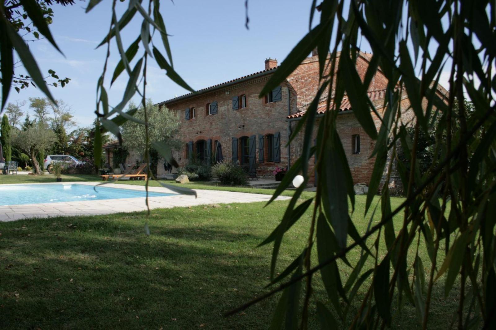 Le Clos De Mara Issus Exteriör bild