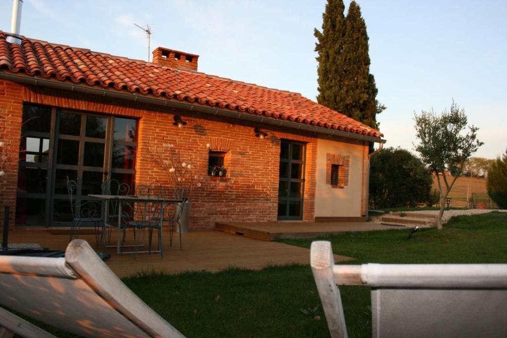 Le Clos De Mara Issus Exteriör bild